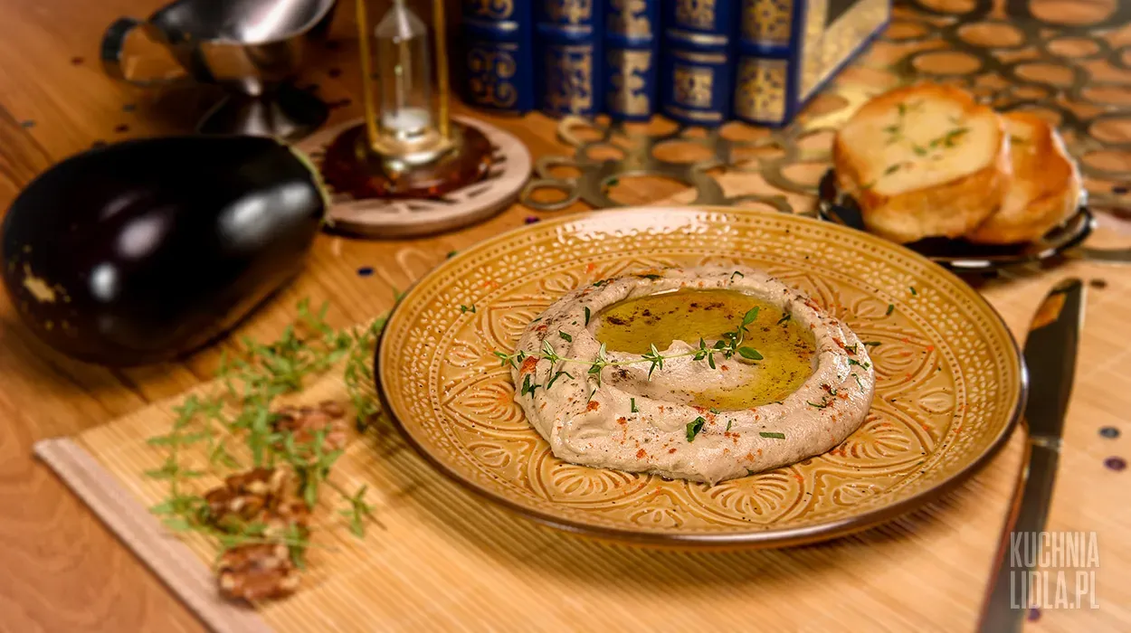 Pasta mocy z bakłażanem i orzechami Pasta mocy z bakłażanem i orzechami