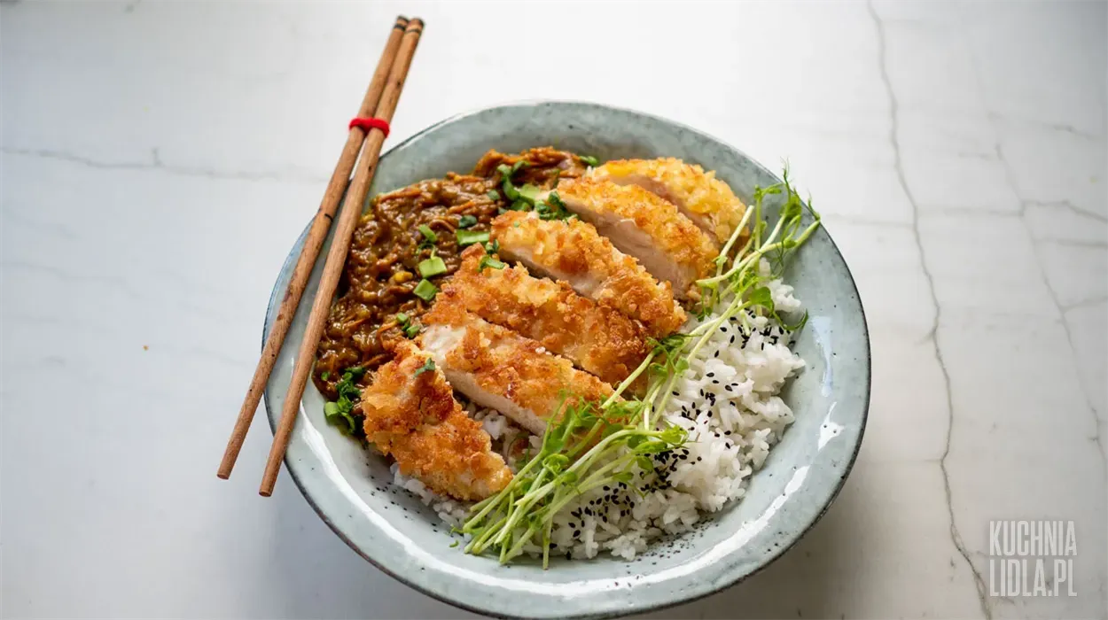 Katsu curry z kurczakiem Katsu curry z kurczakiem
