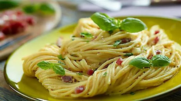 Spaghetti à la carbonara