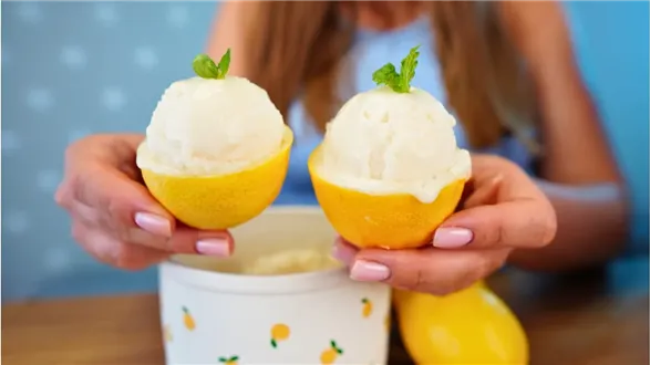 Sorbet cytrynowy z 3 składników